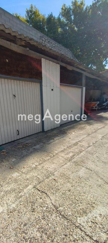 Maison - 357 m² - 15 pièces