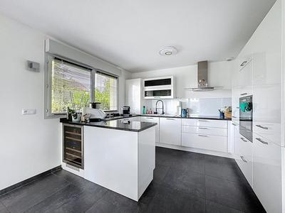 Appartement - 102 m² - 4 pièces