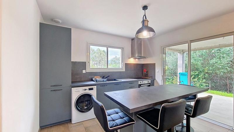 Maison - 65 m² - 4 pièces