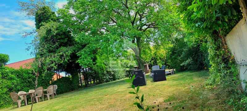 Maison - 180 m² - 6 pièces