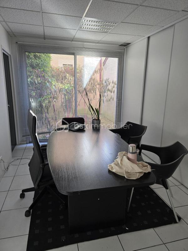 Immeuble - 270 m² - 10 pièces