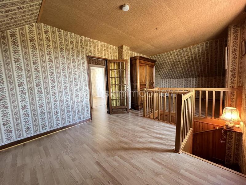 Pavillon - 179 m² - 7 pièces