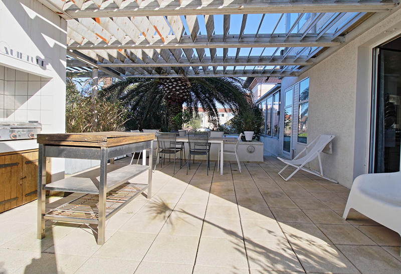 Maison - 273 m² - 7 pièces