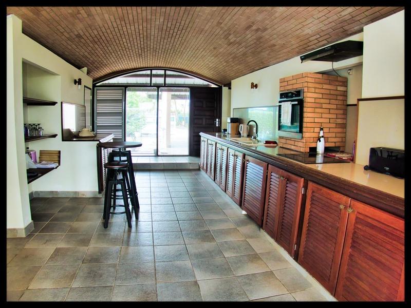 Villa - 205 m² - 8 pièces