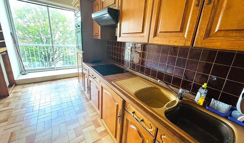 Appartement - 90 m² - 4 pièces