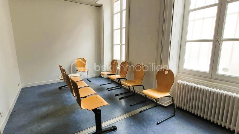 Bureau - 413 m² - 15 pièces