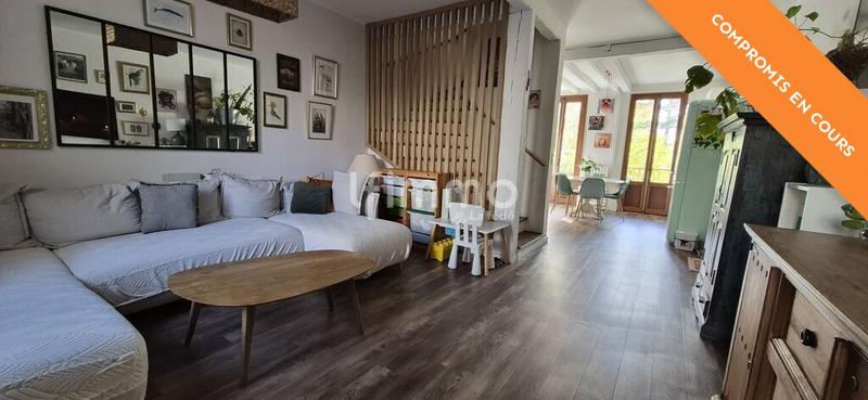 Maison - 85 m² - 5 pièces