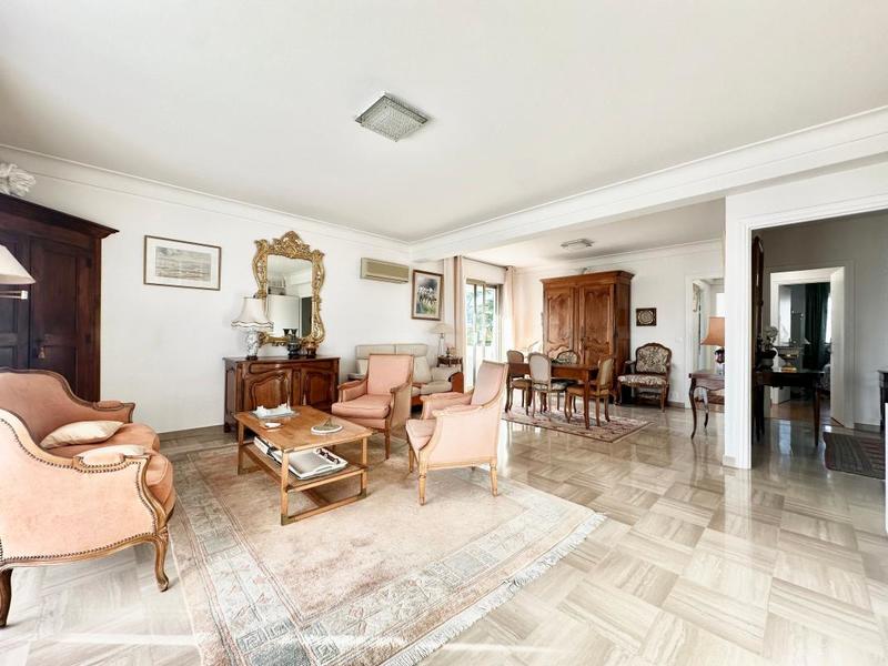 Appartement - 92 m² - 3 pièces