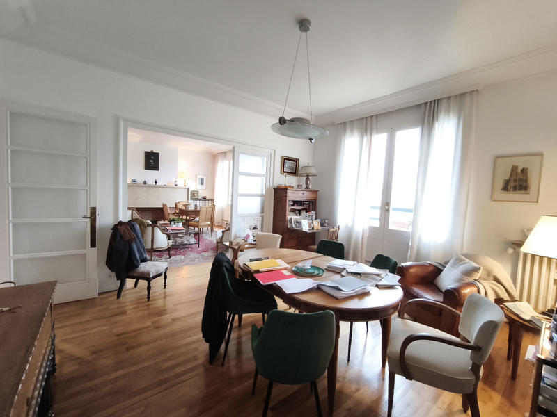 Appartement - 180 m² - 6 pièces