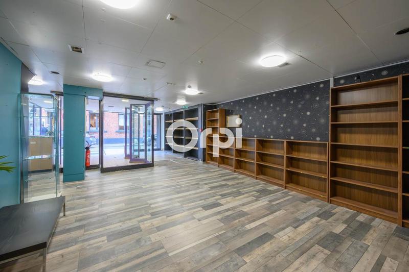 Local commercial - 112 m²