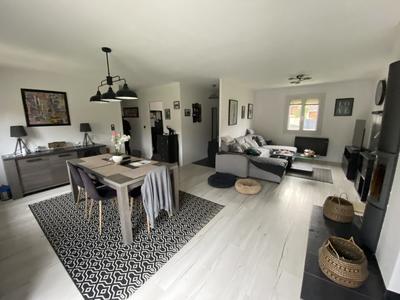 Maison - 77 m² - 4 pièces