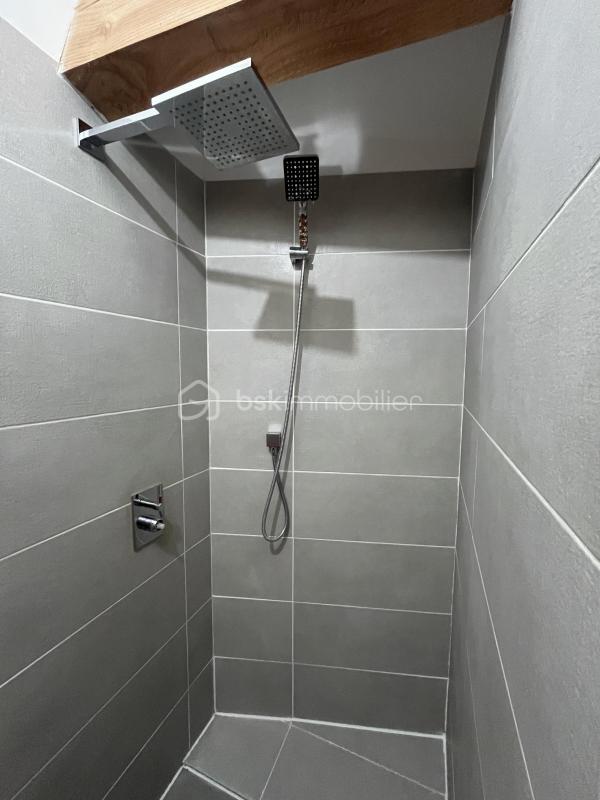 Maison de village - 100 m² - 4 pièces