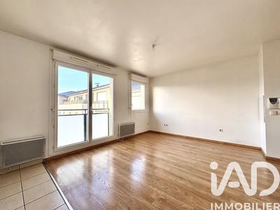 Studio - 28 m² - 1 pièce