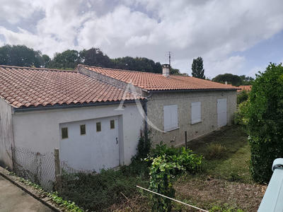 Maison - 102 m² - 4 pièces