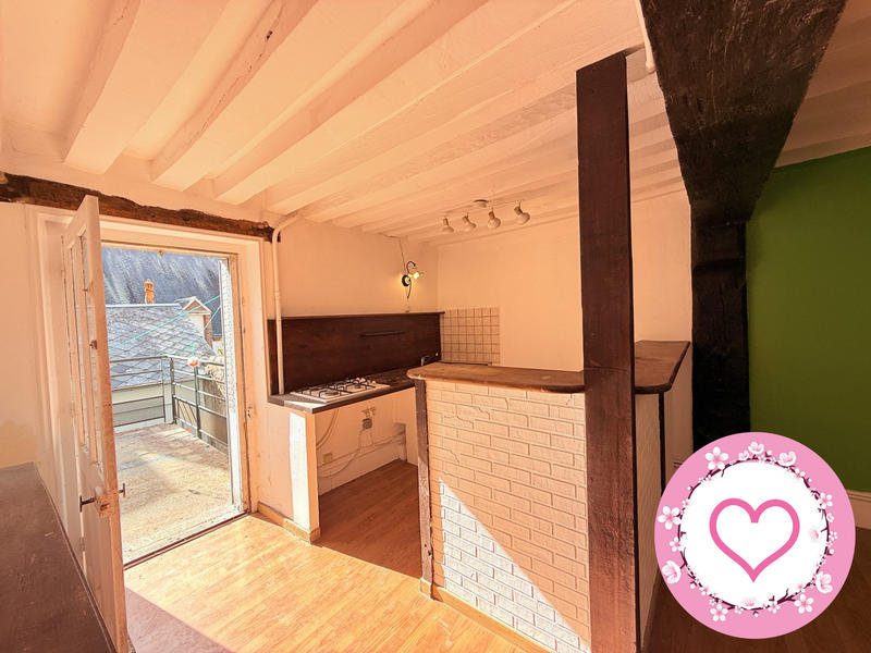 Local commercial - 133 m² - 7 pièces