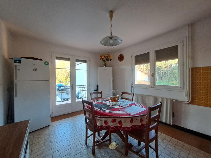 Maison traditionnelle - 106 m² - 5 pièces