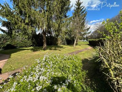 Maison - 175 m² - 13 pièces