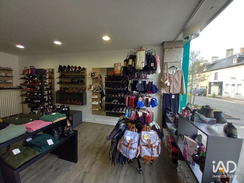 Local commercial - 93 m²