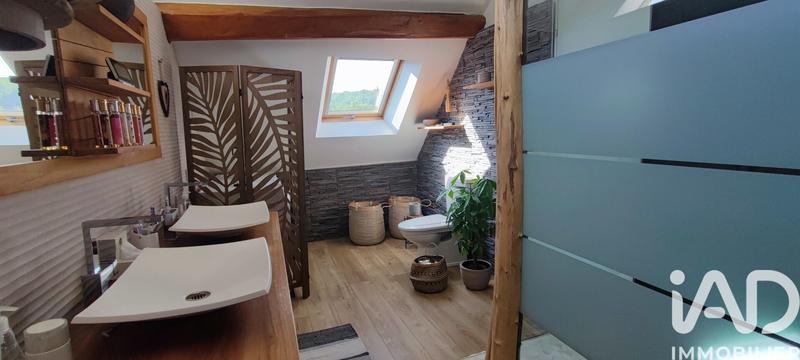 Maison - 140 m² - 5 pièces