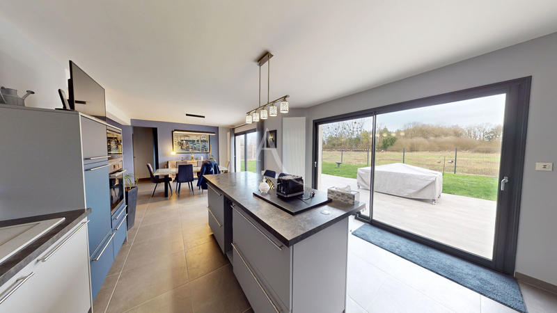 Maison - 151 m² - 5 pièces