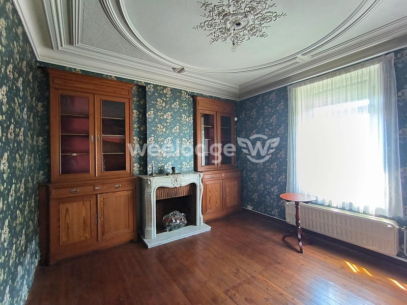 Maison - 140 m² - 9 pièces