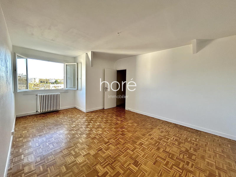 Appartement - 108 m² - 4 pièces