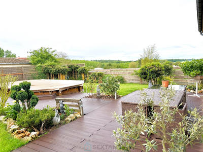 Maison - 185 m² - 7 pièces