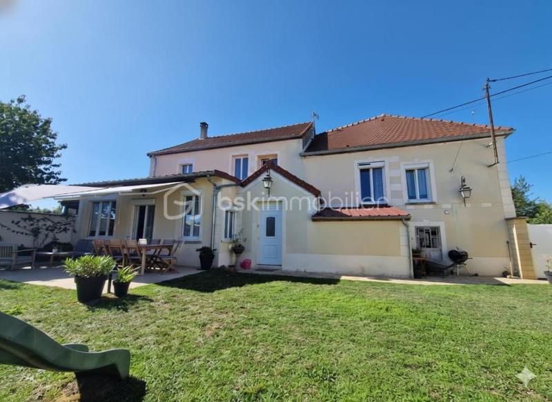 Maison ancienne - 200 m² - 7 pièces