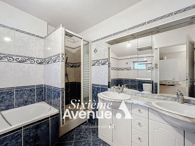 Maison - 145 m² - 6 pièces