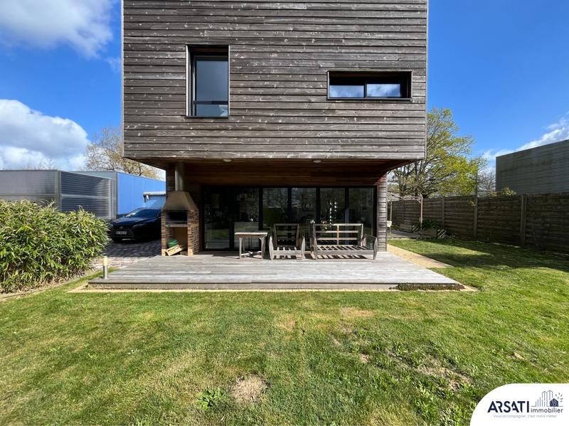 Maison - 146 m² - 5 pièces