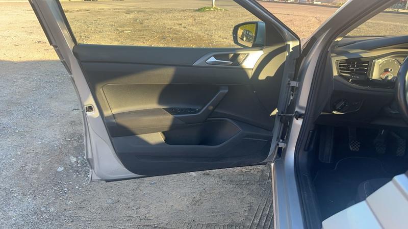 Volkswagen Polo VI 1.0 Tsi 95 Confort Line