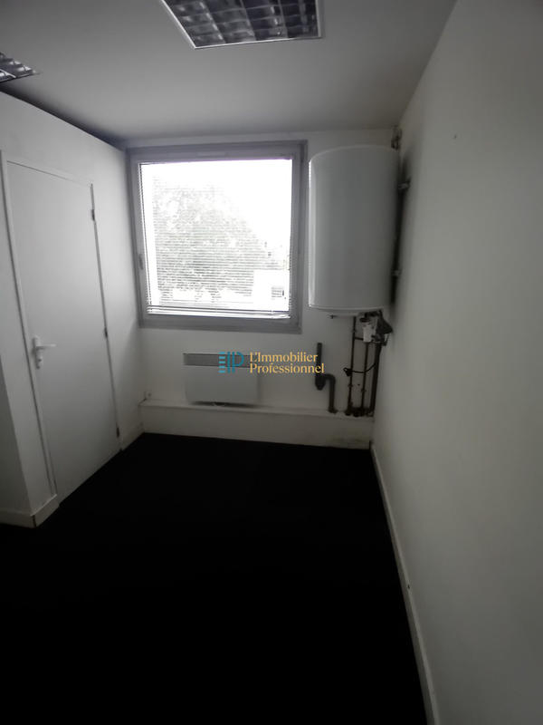 Bureau - 260 m² - 15 pièces