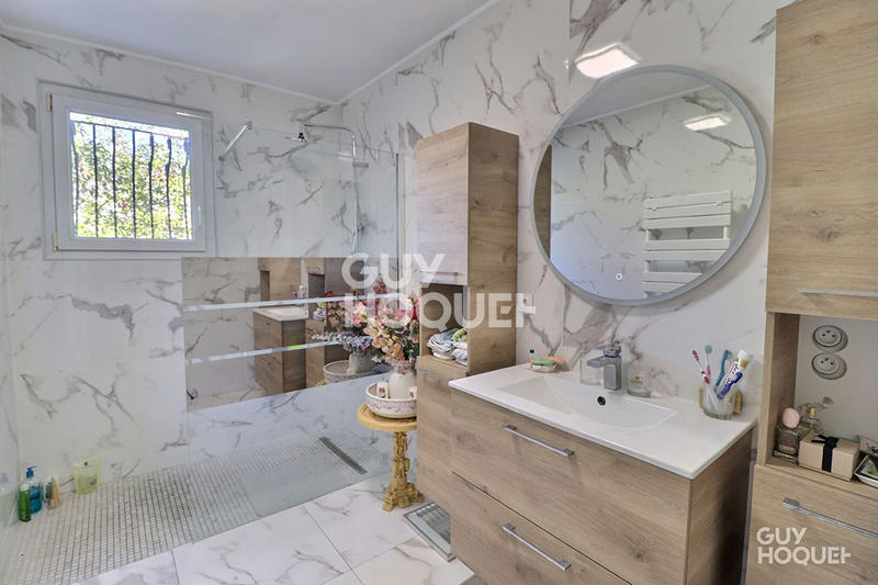 Maison - 123 m² - 5 pièces