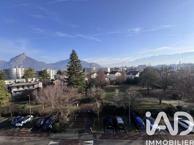 Appartement - 75 m² - 4 pièces