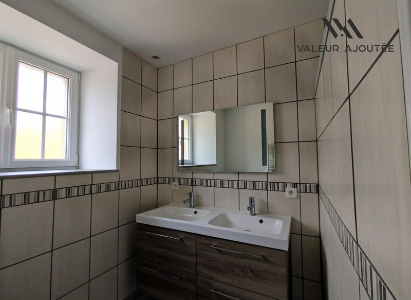 Maison - 138 m² - 7 pièces