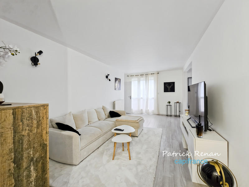 Appartement - 80 m² - 4 pièces