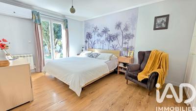 Maison - 167 m² - 6 pièces