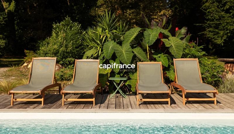 Propriété - 613 m² - 15 pièces