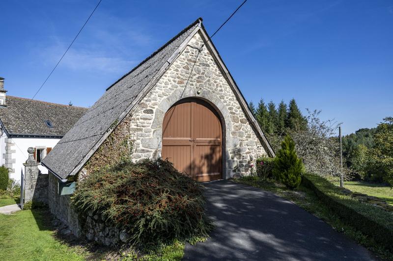 Maison ancienne - 224 m² - 8 pièces