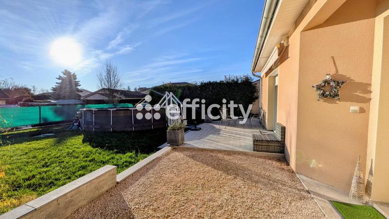 Pavillon - 100 m² - 5 pièces