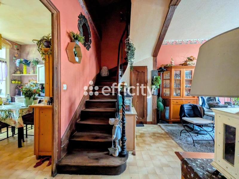 Maison - 123 m² - 7 pièces