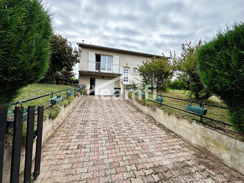 Maison - 111 m² - 5 pièces