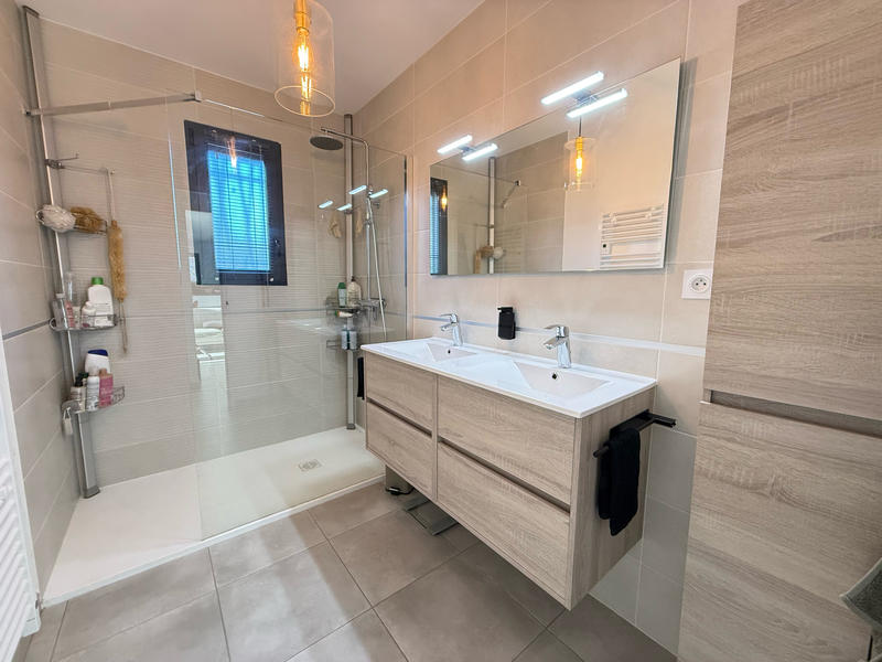 Maison - 97 m² - 4 pièces