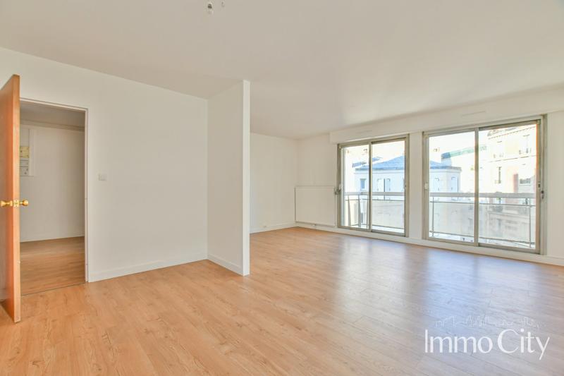 Appartement - 77 m² - 3 pièces
