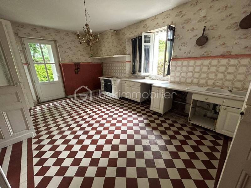 Propriété - 400 m² - 10 pièces