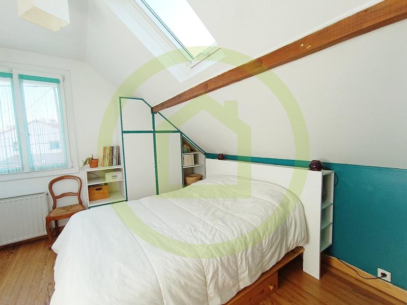 Maison - 100 m² - 6 pièces