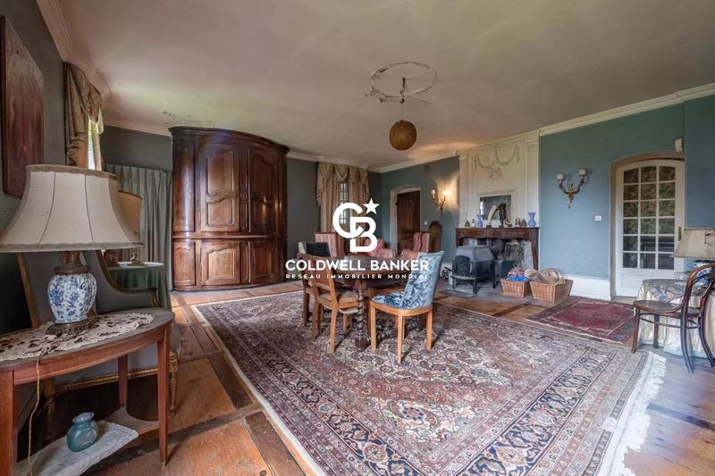 Maison - 554 m² - 15 pièces