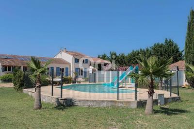 Maison - 206 m² - 6 pièces