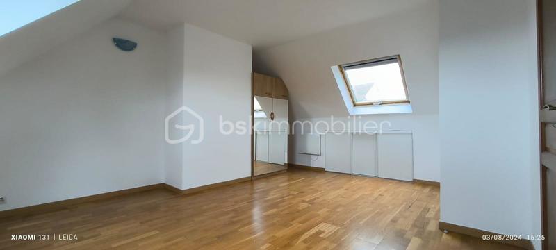 Maison - 105 m² - 7 pièces