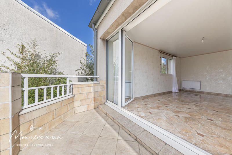 Appartement - 81 m² - 4 pièces